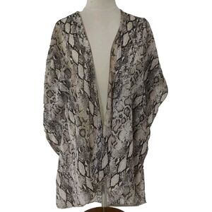 Stitch Fix Emory Park Medium Caley Open Front Kimono Beige Animal Snake Pattern